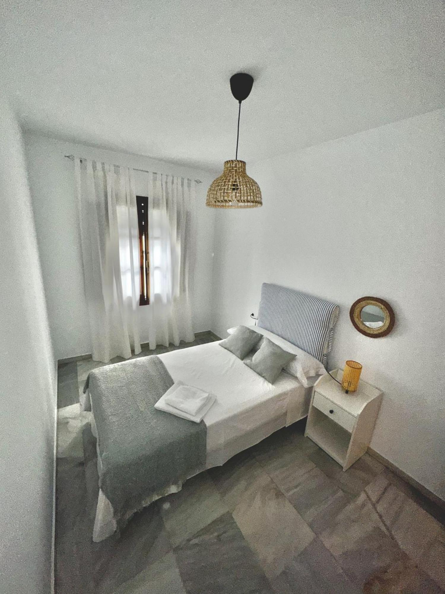 Apartamento Arellano Διαμέρισμα Καρμόνα Εξωτερικό φωτογραφία